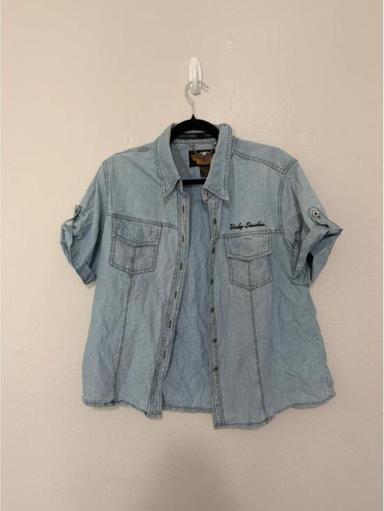 Tops - Harley Davidson vintage women’s shirt size XL